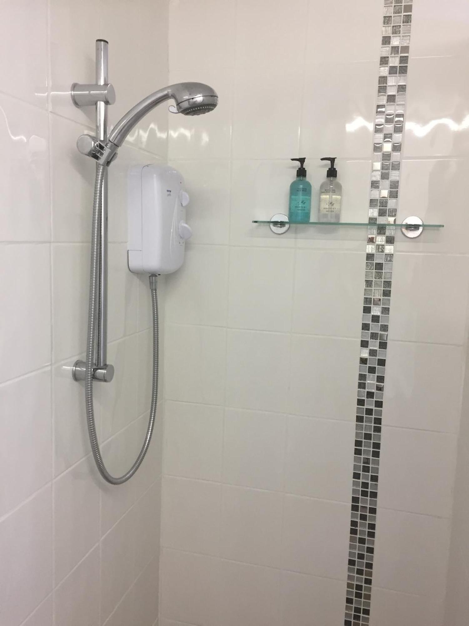 Basingstoke En Suite Room In Garden Annex Экстерьер фото